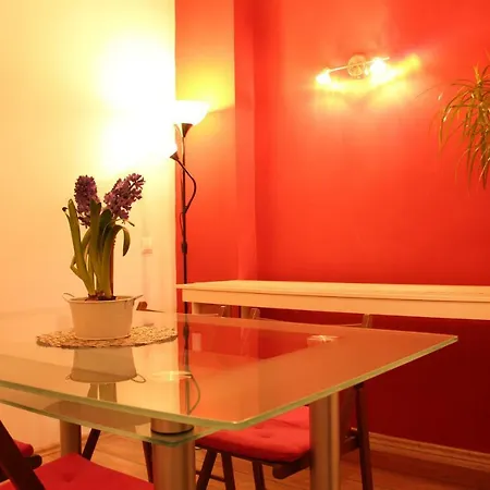 Yasmine Flat Apartment Budapest